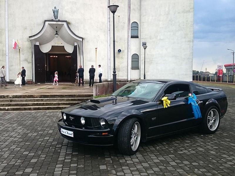 Mustangiem do Ślubu