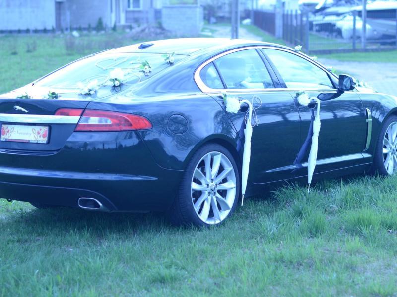 Auto do ślubu Jaguar XF
