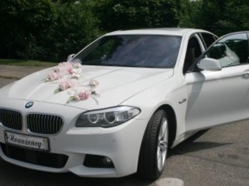 Białe BMW 5 f10 535d M-Pakiet do ślubu- Częstochowa